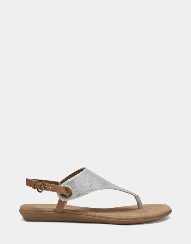 In Conchlusion sold by AEROSOLES