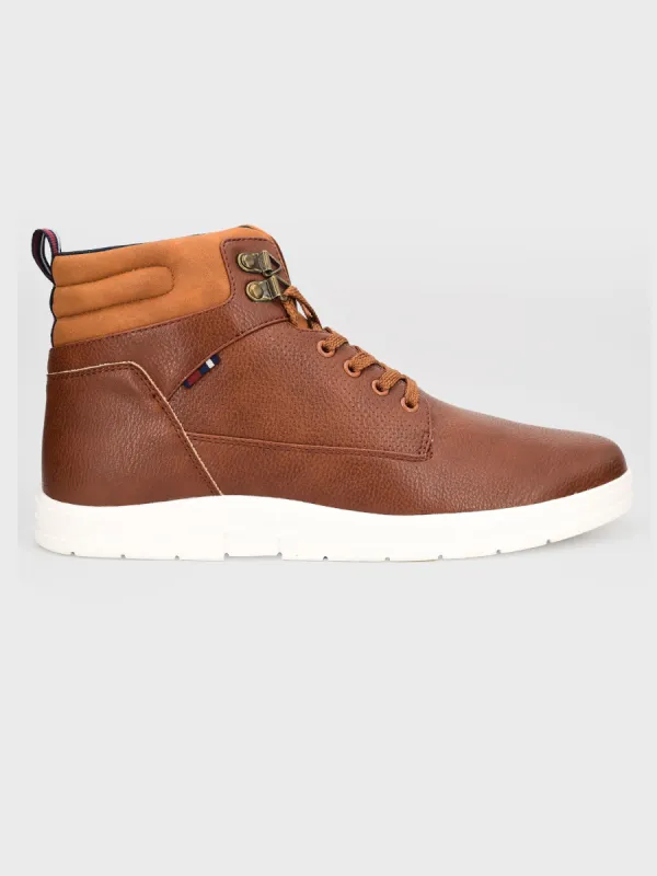 Lyle Chukka Boot - Light Brown sold by Ben Sherman