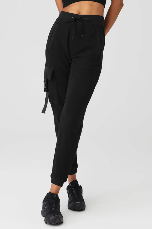 Streetside Sweatpant - Black sold by Alo Yoga