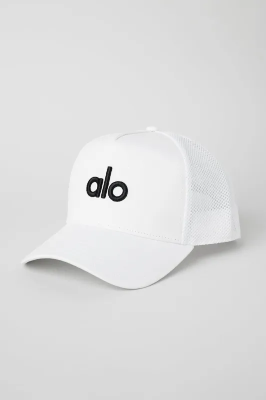 District Trucker Hat - White/Black | Parallel