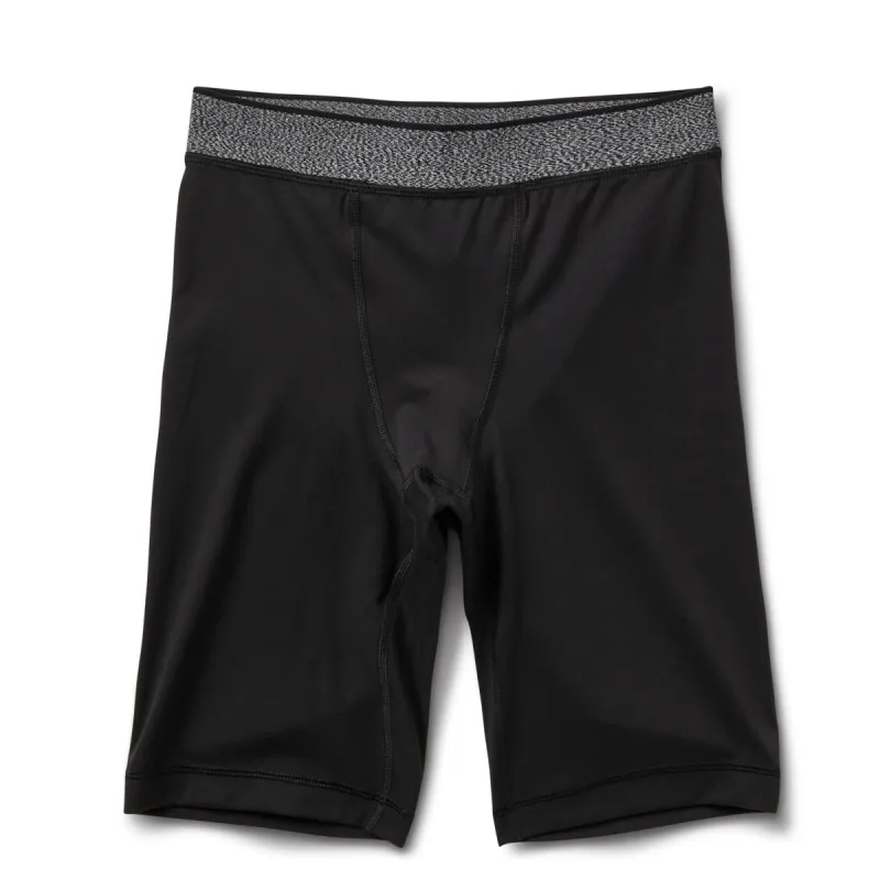 Limitless Compression Short | Black sold by Vuori