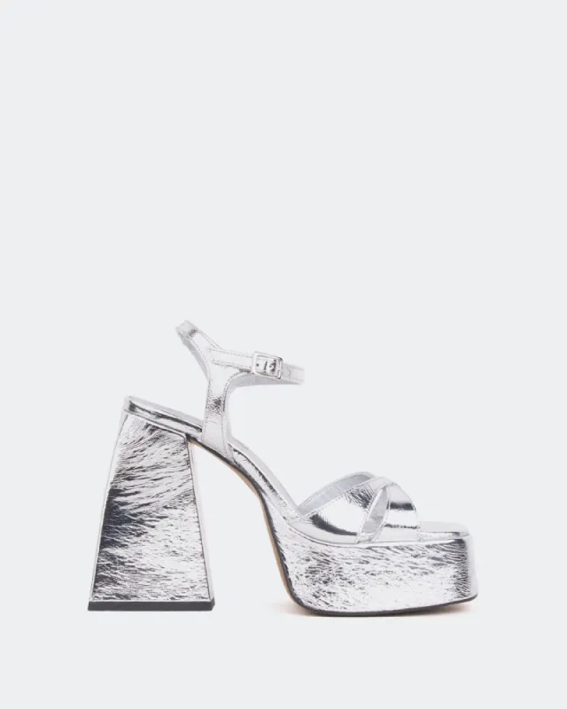 Endless, Silver Metal/Mètal Argenté sold by L'Intervalle