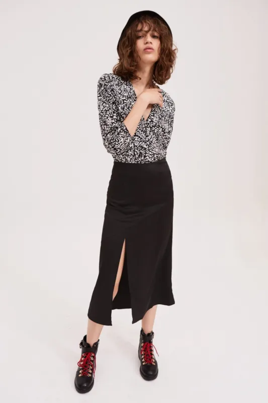 TONIC SKIRT black sold by The Fifth Label