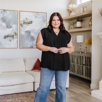 Short Sleeve Elevate Everyday Blouse in Black sold by Boujee Boutique
