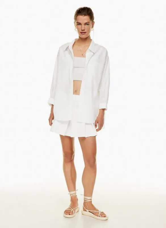 relaxed poplin shirt sold by Aritzia