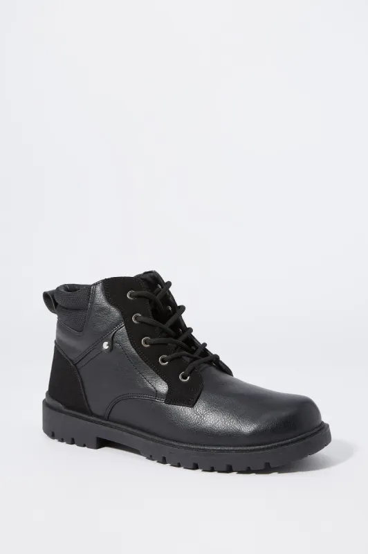 Bottes habillées en similicuir sold by Urban Planet