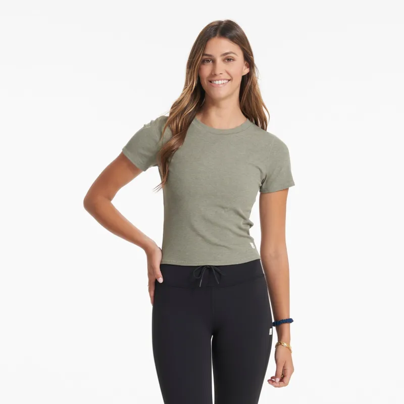 Pose Fitted Tee | Laurel Heather sold by Vuori