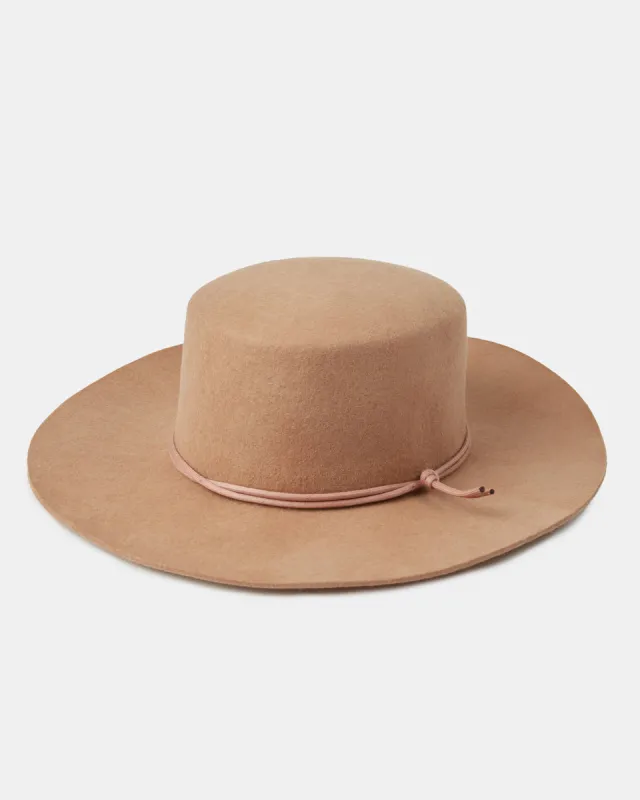 Harlow Boater Hat sold by tentree