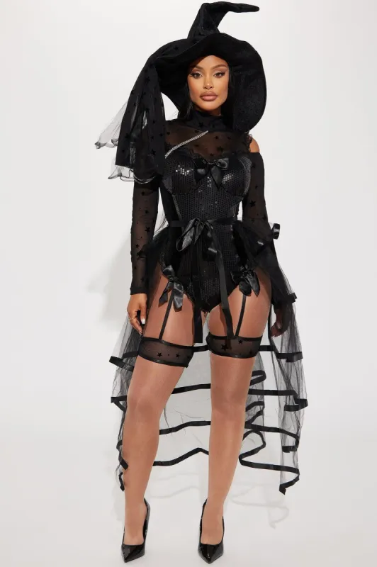 Star Magic Witch 2 Piece Costume Set - Black sold by Fashion Nova