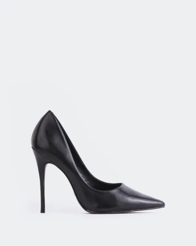 Teeva Black Leather sold by L'Intervalle