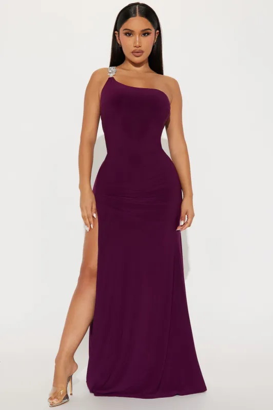 Tessa Maxi Dress - Plum sold by Fashion Nova
