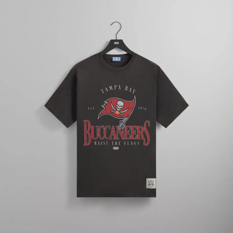 ☆ KITH x NFL Buccaneers vintage tee コラボTシャツ ☆ Kith Kith for the NFL: Buccaneers Vintage Tee - Black | Parallel