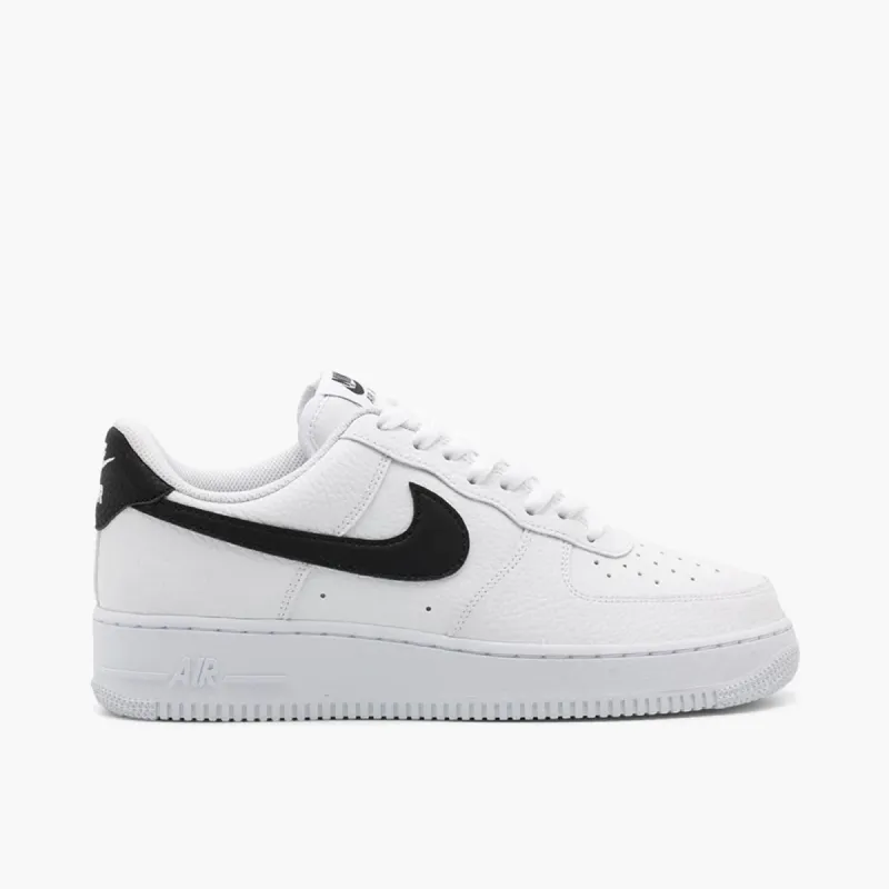 Nike Air Force 1 '07 White / Black sold by Livestock