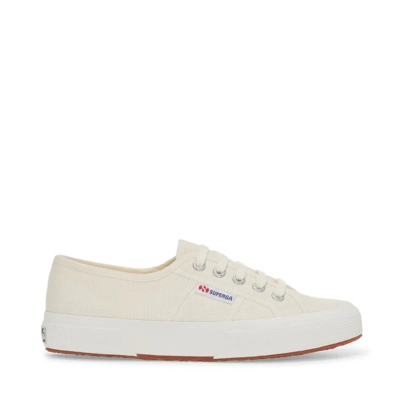 2750 Cotu Classic Sneakers - Beige Natural Avorio sold by Superga