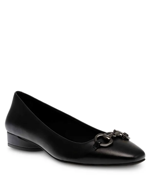 Cora Flat sold by Anne Klein