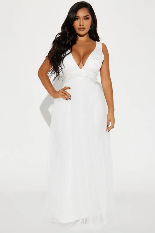 Tori Tulle Maxi Dress - White sold by Fashion Nova