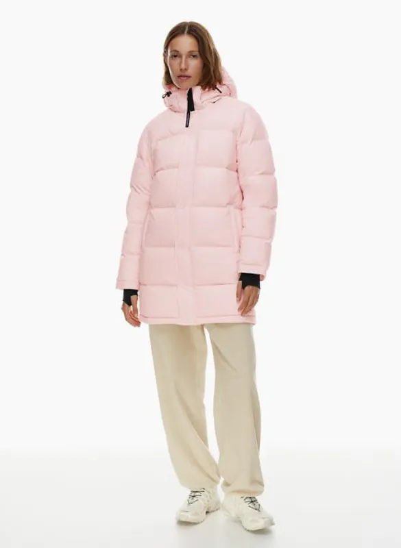 the super puff™ mid sold by Aritzia