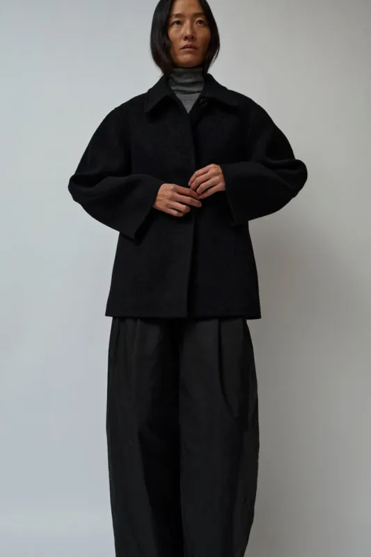 【AMOMENTO】24fw HOURGLASS HALF COAT AMOMENTO Hourglass Half Coat - Beige | Garmentory