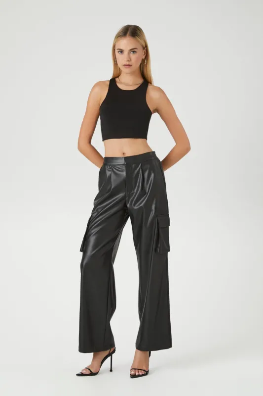 Pantalon cargo en similicuir sold by Urban Planet