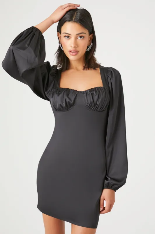 Minirobe en satin à manches longues sold by Urban Planet