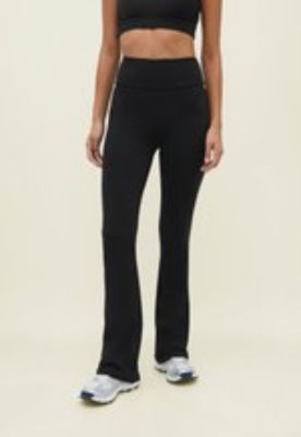 FLARED SCULPT - Stoffhose - black sold by Zalando