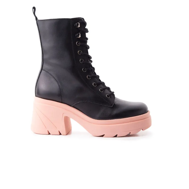 Romeo Black/Pink Leather sold by L'Intervalle