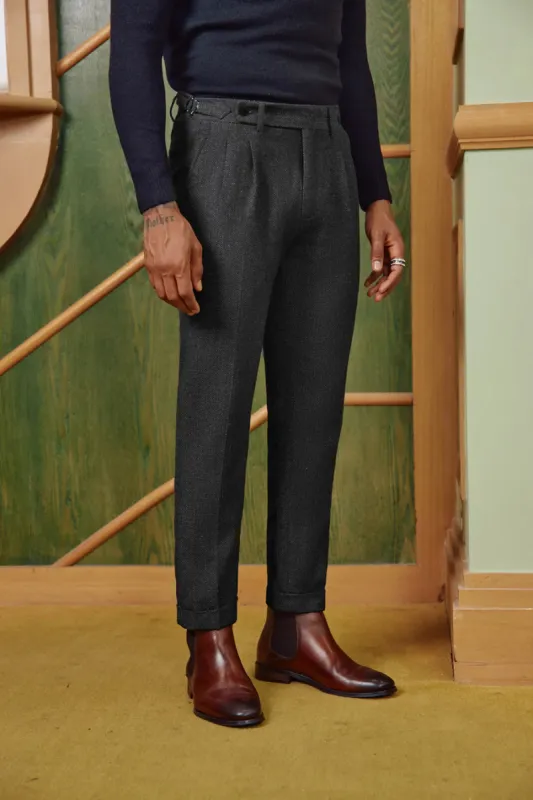 Men Stylish Capri Pants Fold-up Leg Opening Cropped Length Trousers sold by Paul Jones