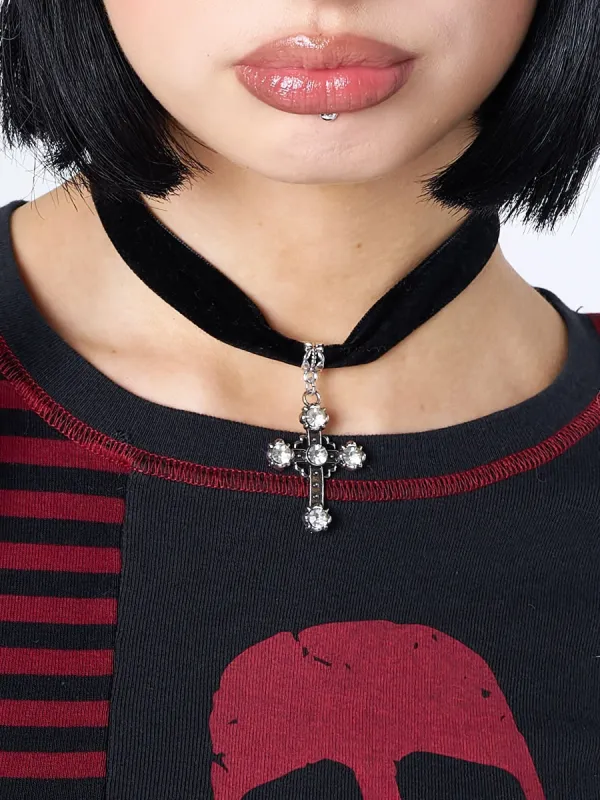 Gothic Cross Pendant Choker Necklace | Parallel