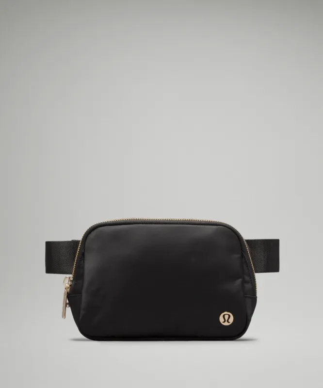 Everywhere Belt Bag 1L *Metal Hardware sold by Lululemon