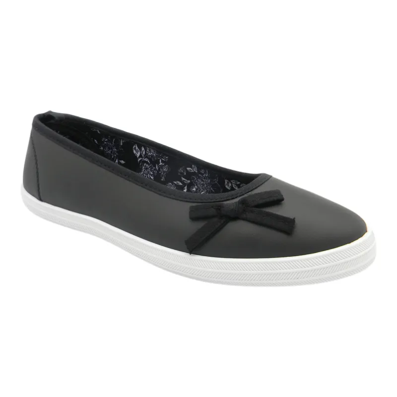 mySTYLE Women's Side Bow Ballerina Flats sold by Giant Tiger