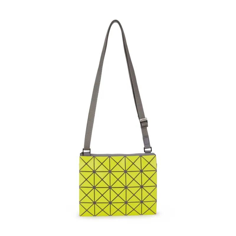 BAOBAO ゴールド バッグ ISSEY MIYAKE（バッグ ・ ゴールド/金色系）のフリマアイテム一覧