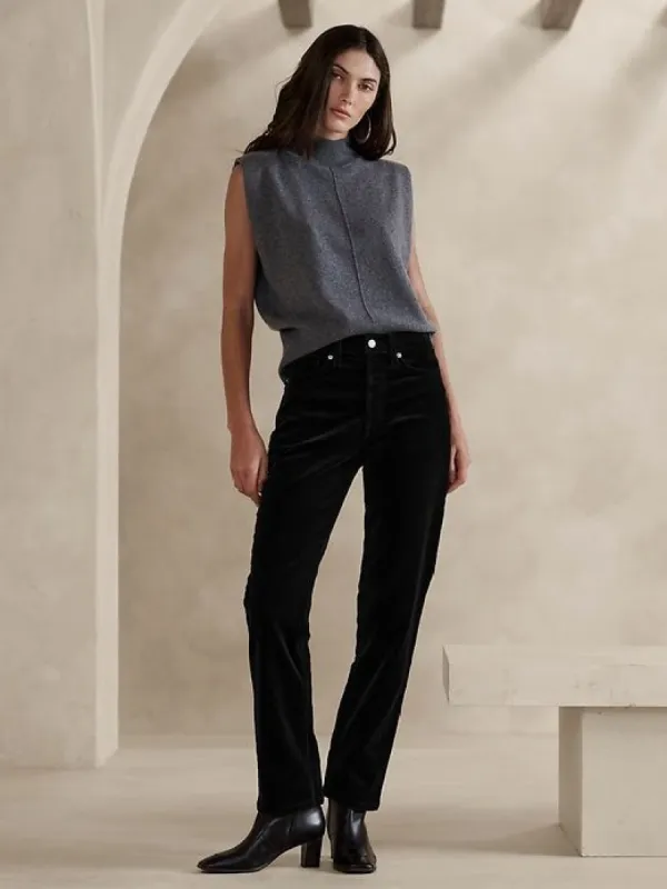 The Straight Corduroy Pant sold by Banana Republic