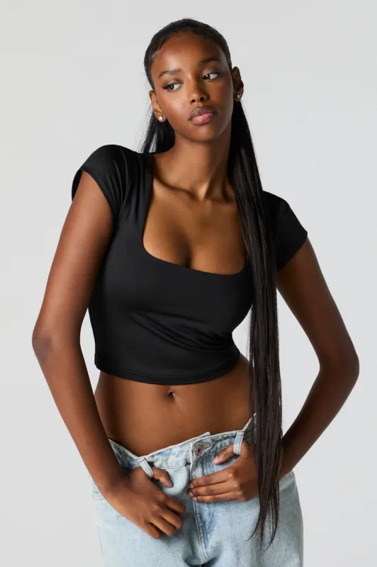 T-shirt profilé court à encolure carrée sold by Urban Planet