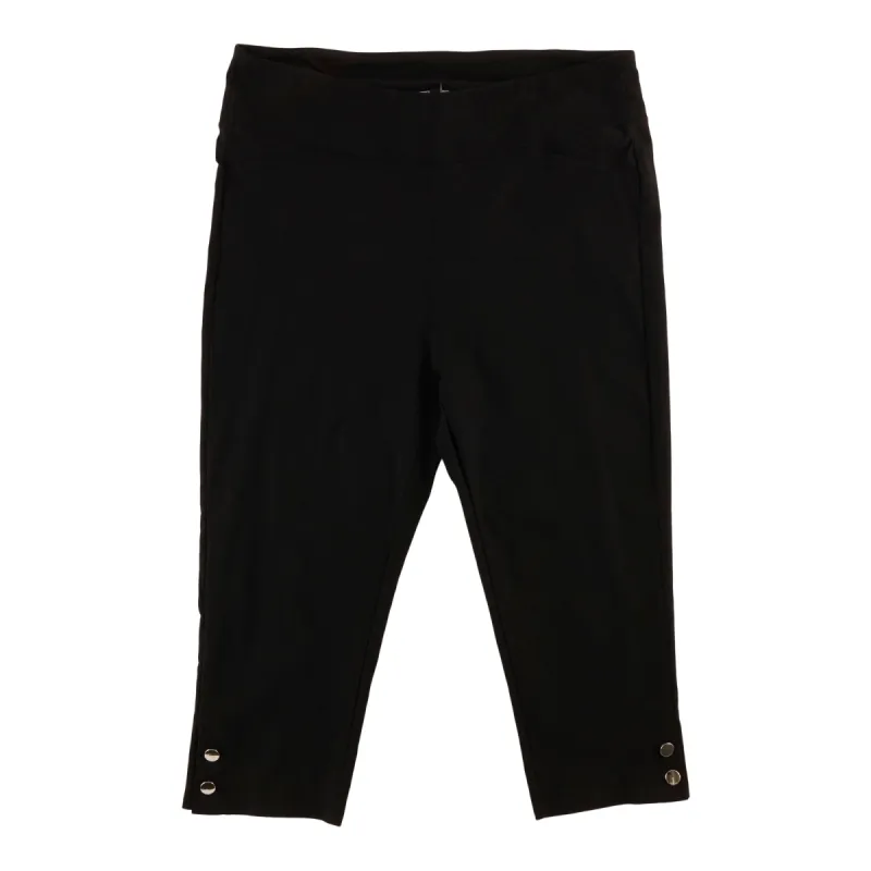 lily morgan Women's Plus Black Fashion Capris sold by Giant Tiger