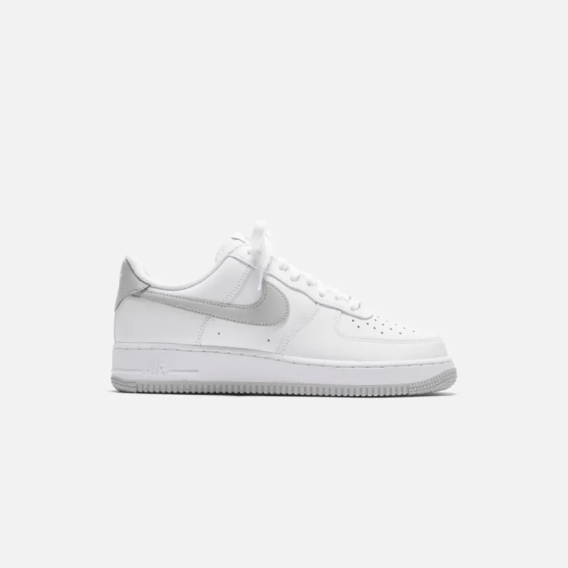 Nike Air Force 1 '07 Low - White / Light Smoke Grey sold by Kith