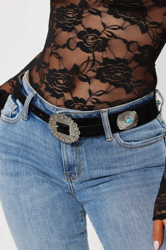 Hitting The Highway Belt - Black sold by Fashion Nova