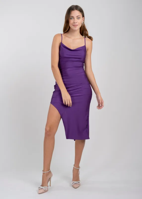 Vestido satín midi asimétrico sold by Shasa