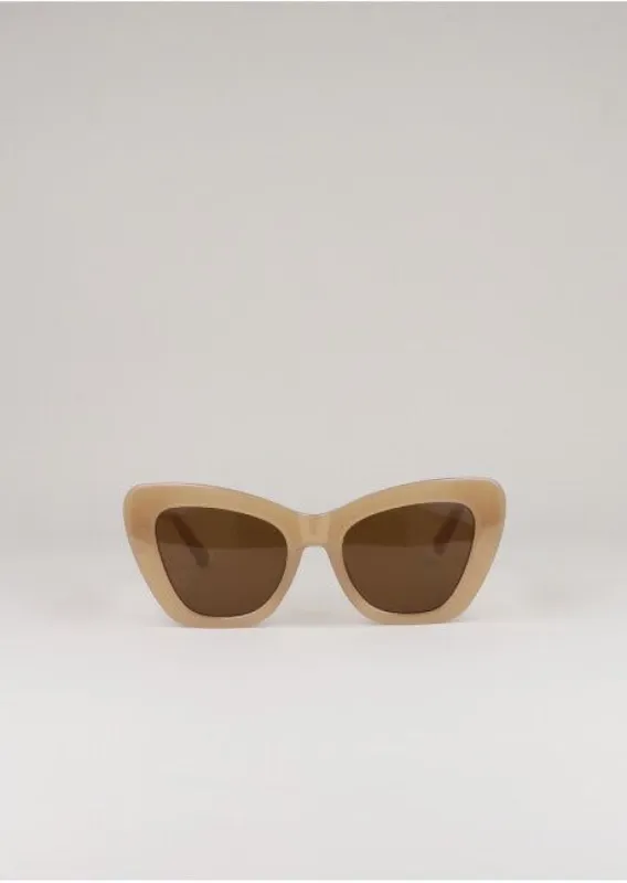 Lentes cat eye armazón ancho sold by Shasa