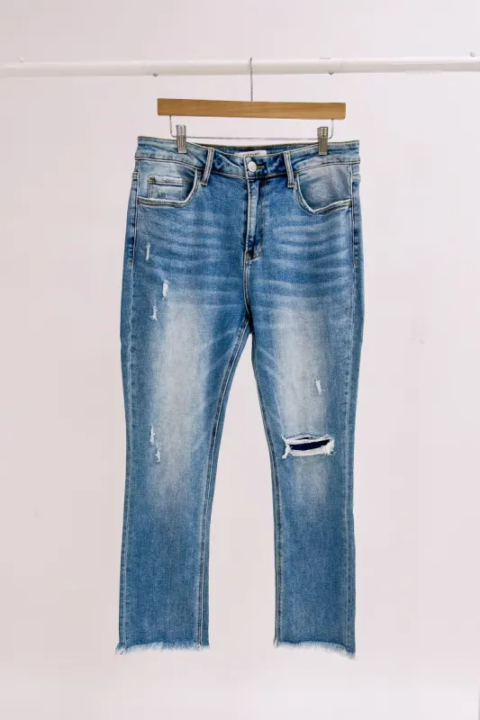 CURVY: My Kind Of Style Cropped Jeans sold by Bella Rose boutique