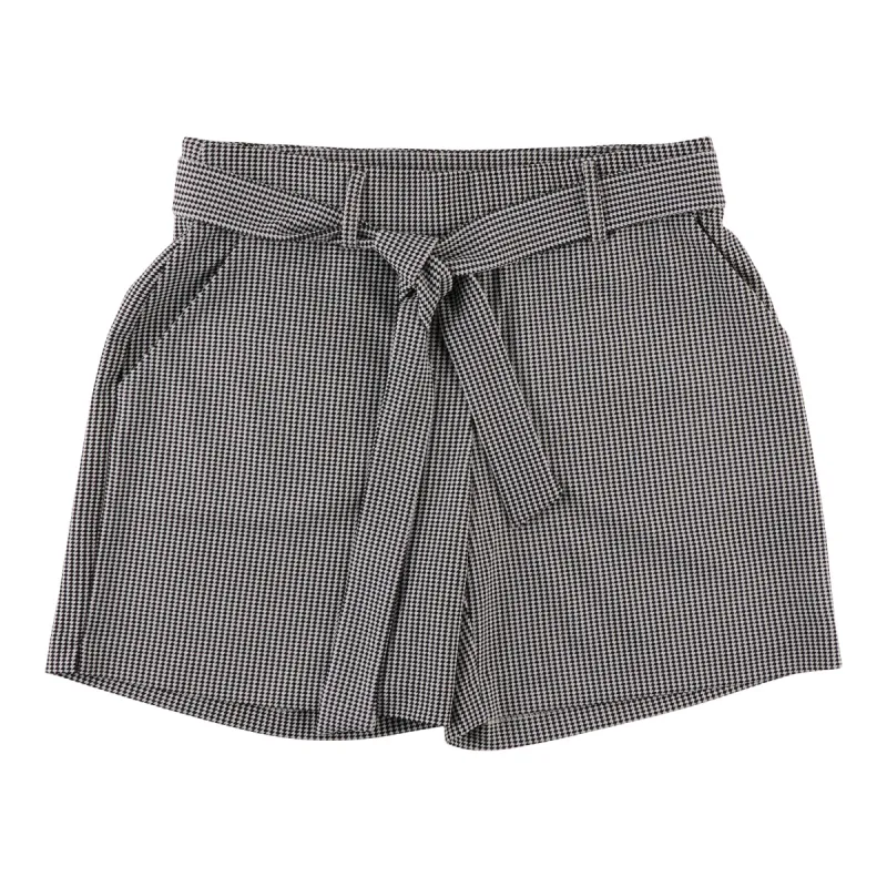 lily morgan Women's Simply Chic Tie Front Printed Shorts sold by Giant Tiger