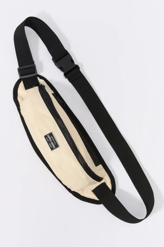 Sac banane ovale avec empiècement Supply Goods sold by Urban Planet