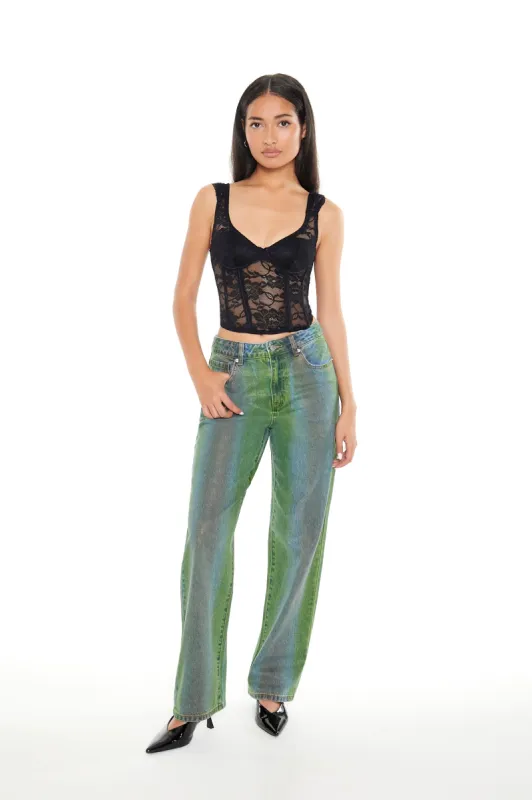 Jean à jambe droite délavé graduel sold by Urban Planet