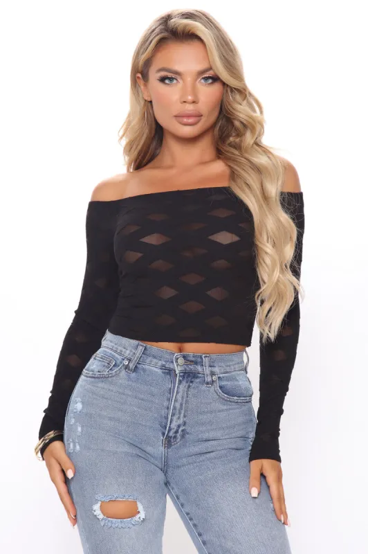 Edges That Scratch Off Shoulder Top - Black sold by Fashion Nova