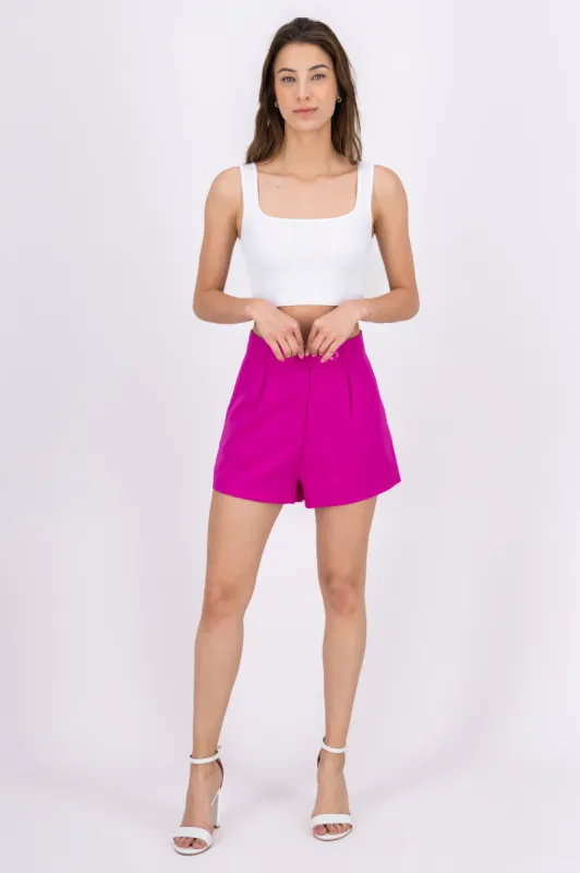 Short amplio pinzas sold by Shasa