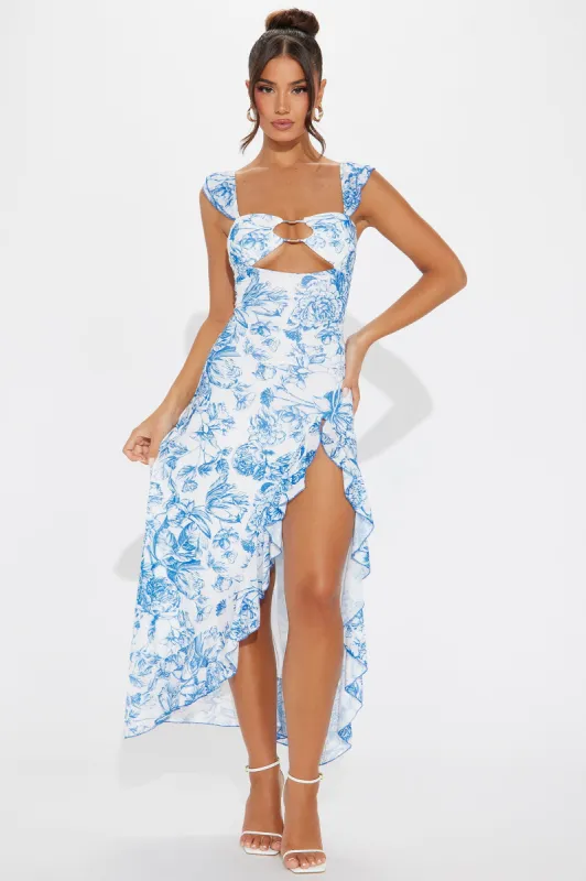 Estée Floral Maxi Dress - Blue/combo sold by Fashion Nova