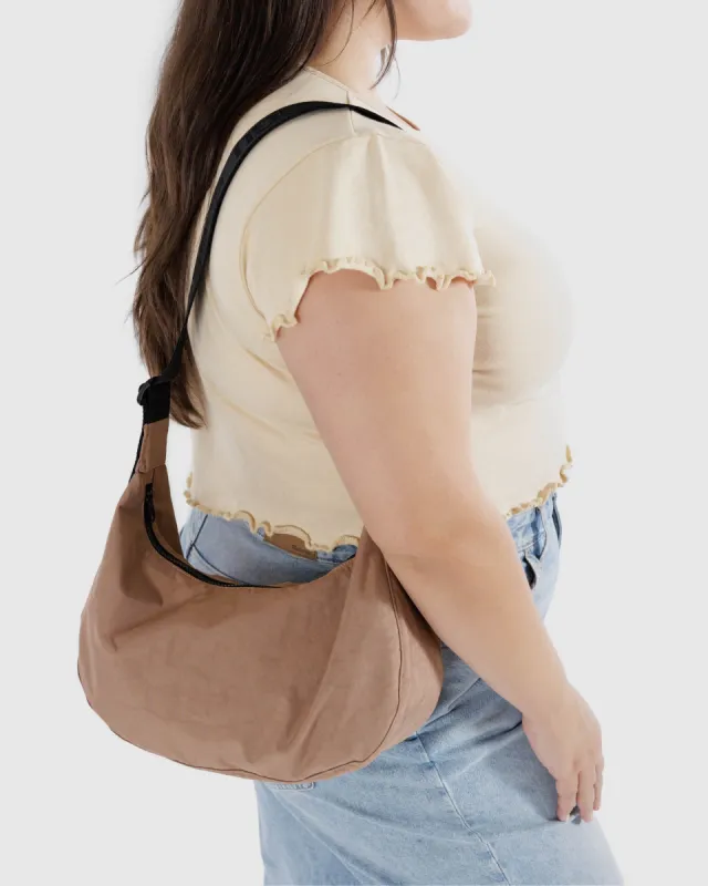 Baggu | Medium Nylon Crescent Bag - Cocoa sold by Fort