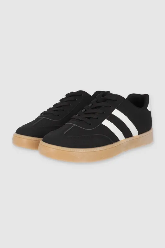 Tenis casual rayas punta suede sold by Shasa