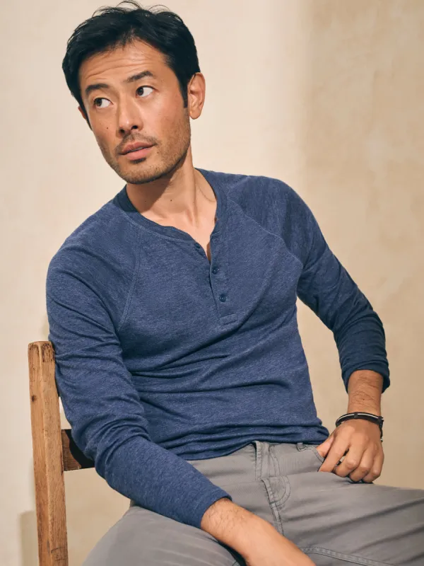 Long-Sleeve Newport Cloud Henley - Navy Heather sold by Faherty