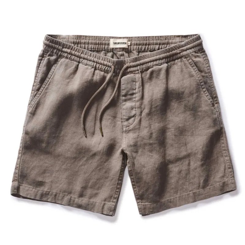 The Apres Short in Canteen Hemp sold by Taylor Stitch