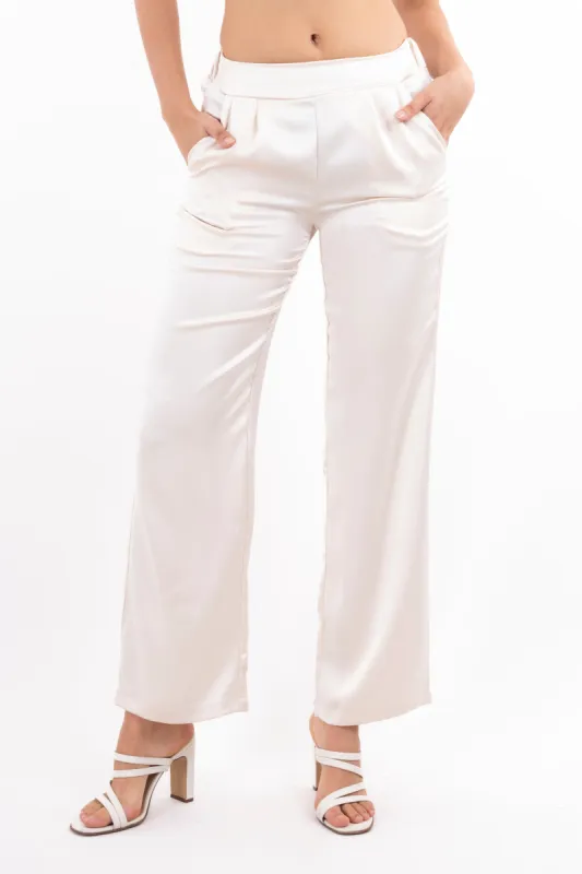 Pantalón recto satín liso sold by Shasa
